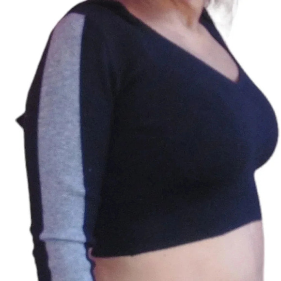 36Point5 Sweater Y2K Size Medium Black/Grey - Picture 4 of 16